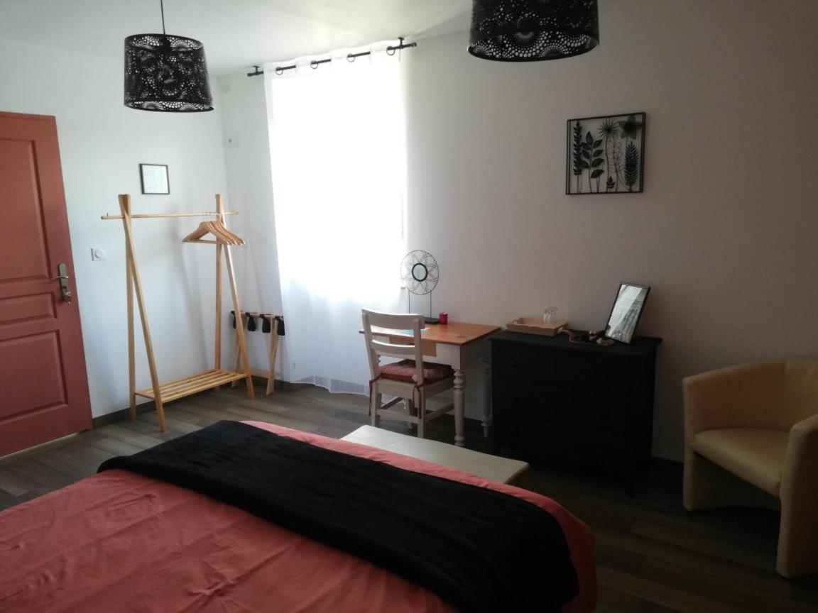 Chambres D'Hotes Des Hirondelles Beaussais Sur Mer Exteriör bild